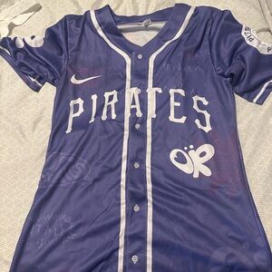 NIB Olivia Rodrigo Pirates Baseball Jersey